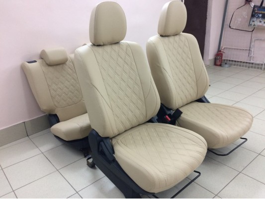 Авточехлы на Mitsubishi Outlander 3 Авточехлы на Mitsubishi Outlander 3