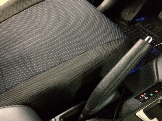 Авточехлы на Toyota RAV 4 CA40 Авточехлы на Toyota RAV 4 CA40